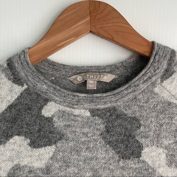 Athleta undercover camo alpaca merino wool blend sweater grey sz XS - Picture 3 of 11